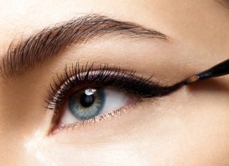 Cine se teme de eyeliner?