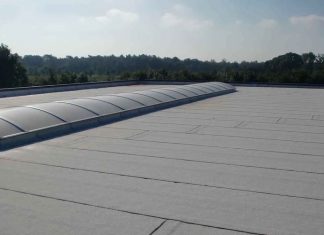 Acoperișurile expuse razelor solare au nevoie de hidroizolație cu protecție UV